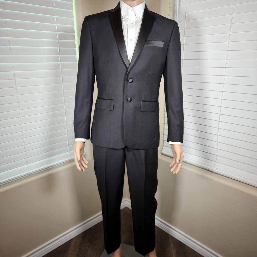 VINCI Tuxedo Premium Classic Fit Men's 36R 2 Piece Black Satin Lapel & Accents